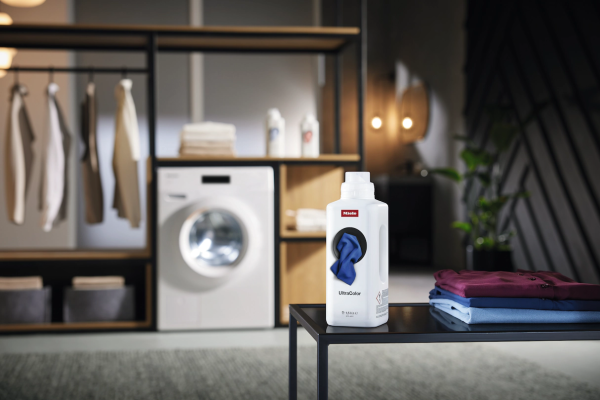 Средство для стирки цветного белья UltraColor Aqua WA UC 1501 L 1,5л Miele купить в #REGION_NAME_DECLINE_PP# | Всегда в наличии! | Артикул 11979390 | Официальный сайт